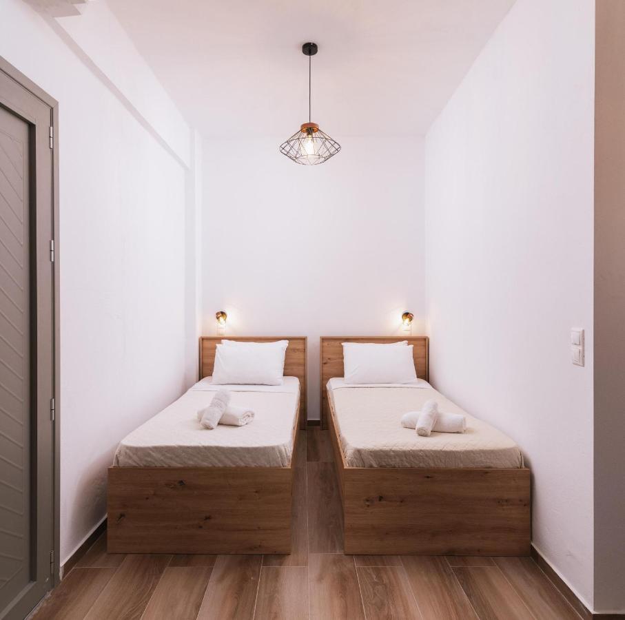 Sifogiannis Rooms Kamilari Exteriör bild
