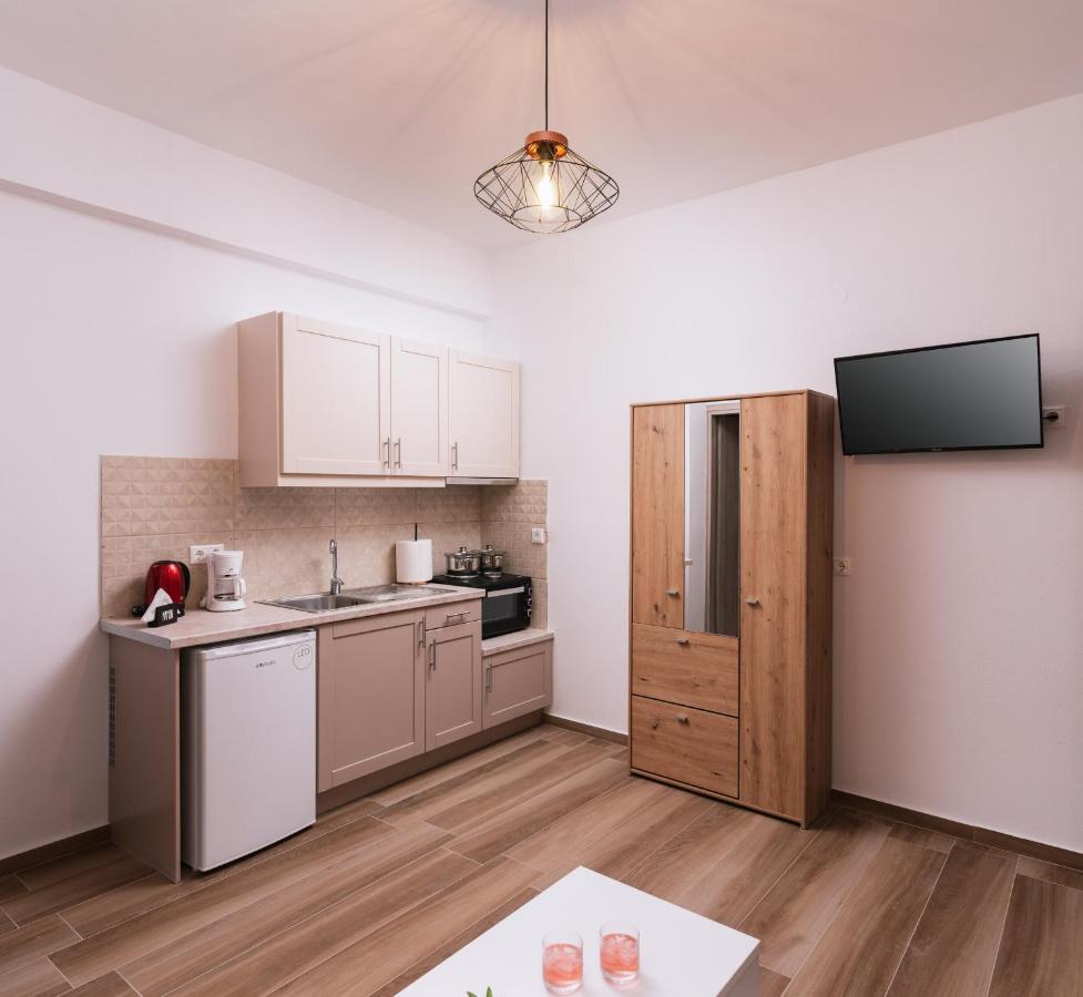 Sifogiannis Rooms Kamilari Exteriör bild